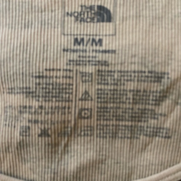 North Face camo tank. Size medium - Picture 4 of 5